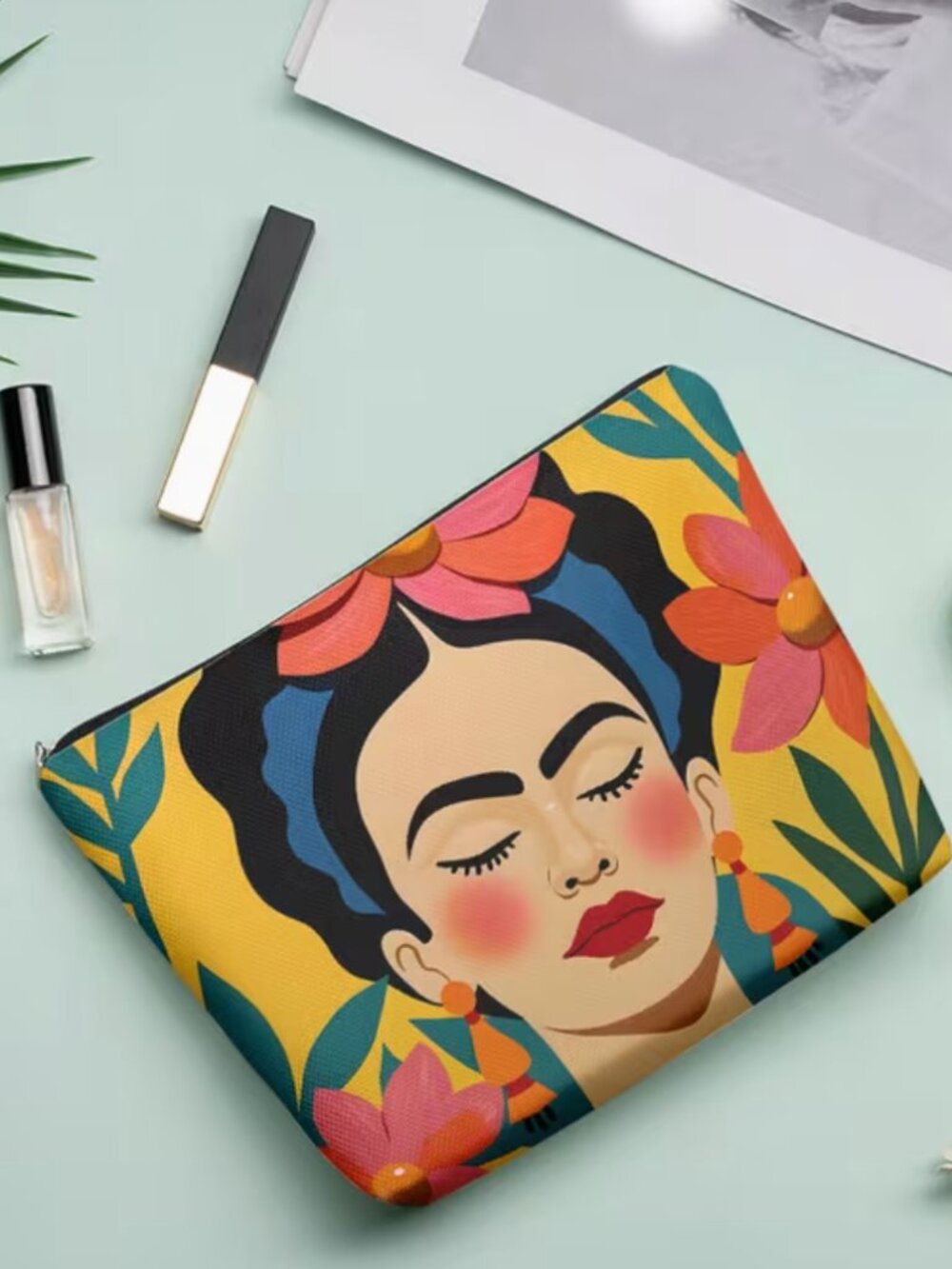 BOUTIQUE HIPPEE HARVEST FRIDA KHALO COSMETIC BAG